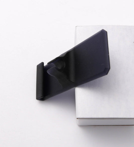 Maximus Antenna Guide Clip (MOLLE)